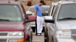 Sad Tebow In A Parking Lot Is The New Tebowing